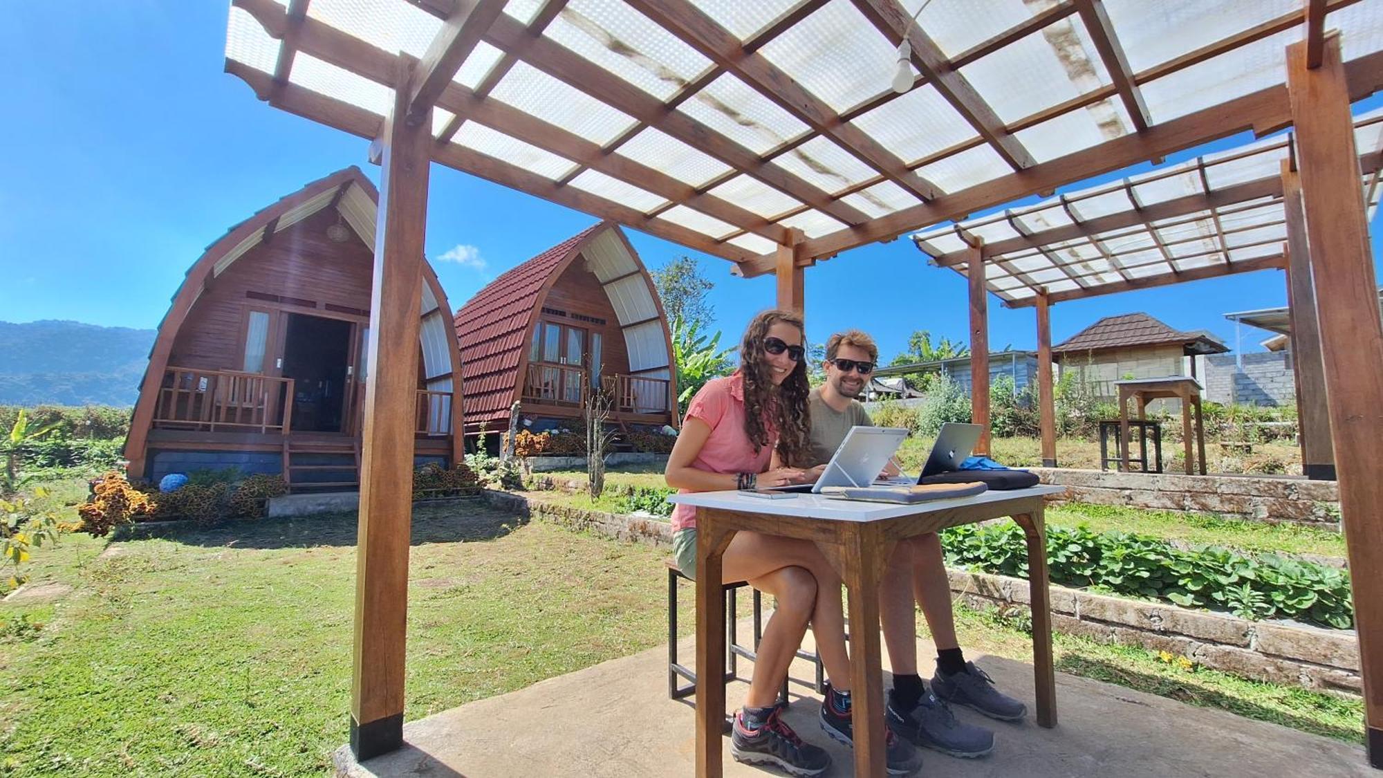 Family Rinjani Bungalow Sajang Exterior foto